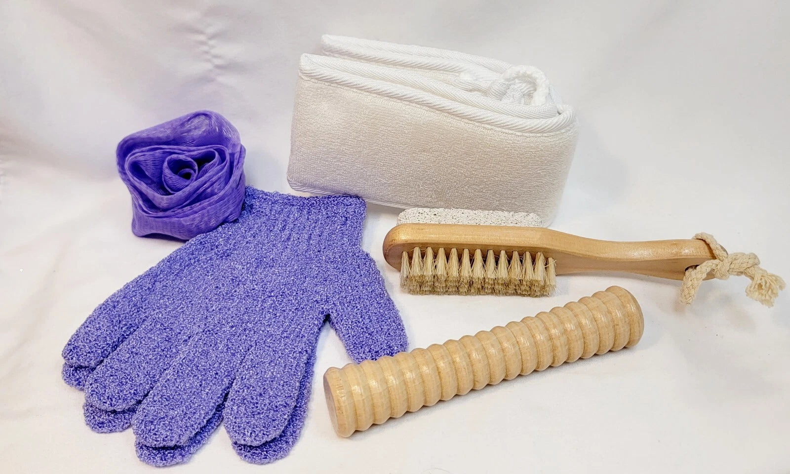 NEW Purple Bath Mitt & Puff & Wooden Brush & Massager & Bath Belt