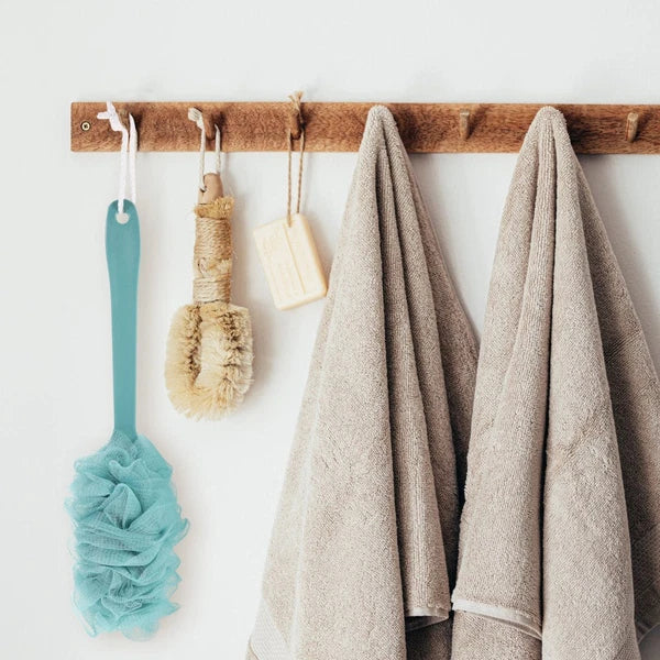 Bath Brush Man Accessories for Disabled People Back Scrubber with Long-handle